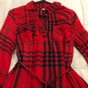 Liz Lange Maternity Tunic